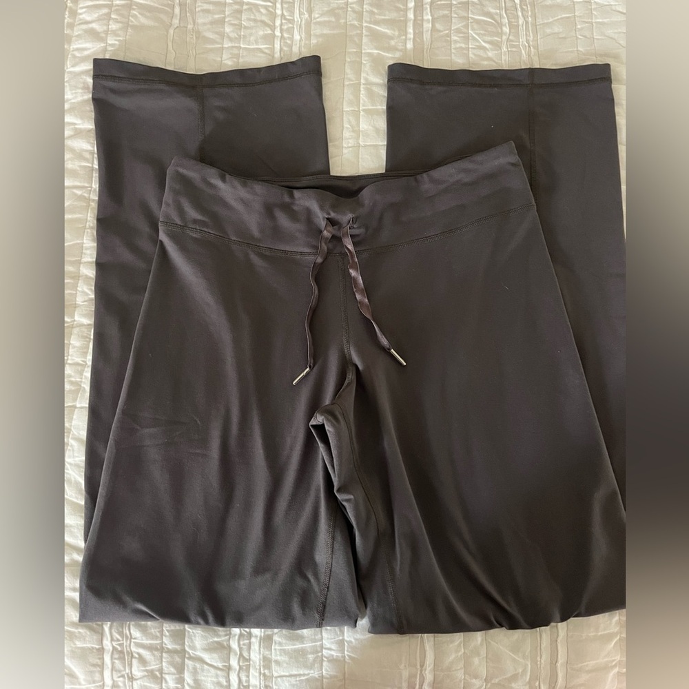 Under Armour Women’s Wide Leg Athletic Casual Pants Size Small